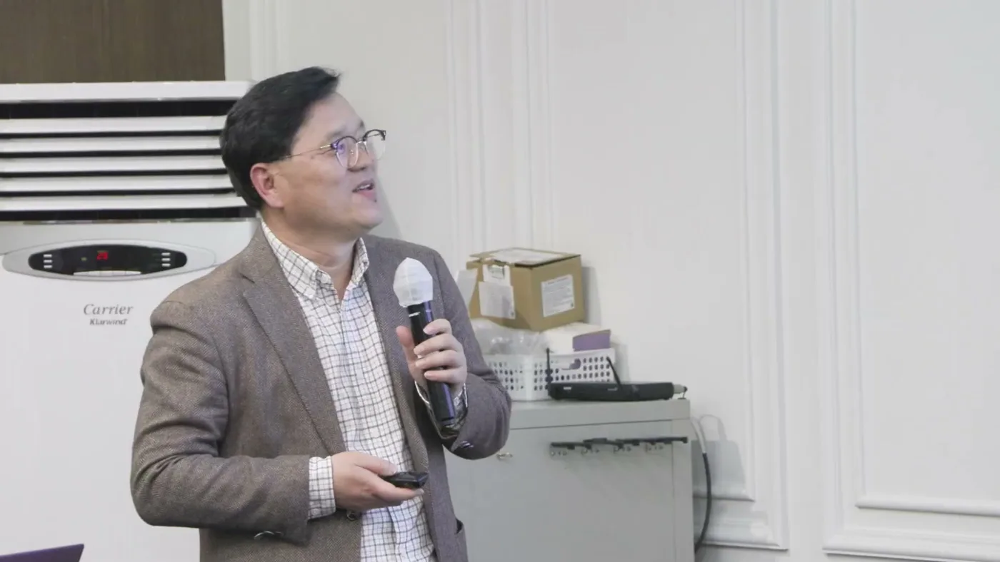 AI 활용 워크숍 강연 장면